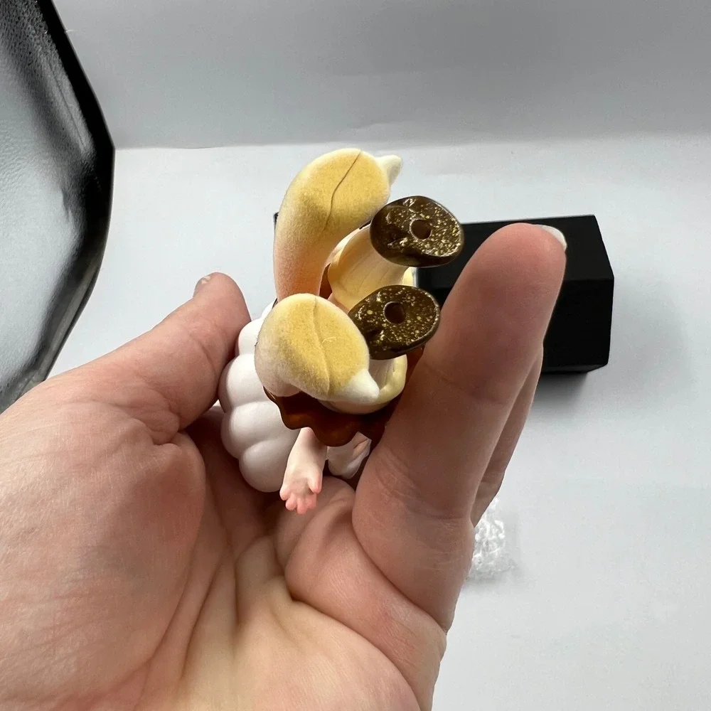 TOYCITY Laura Sweet Monster The Bee Can Luli the Cat Figure Confirmed Blind Box